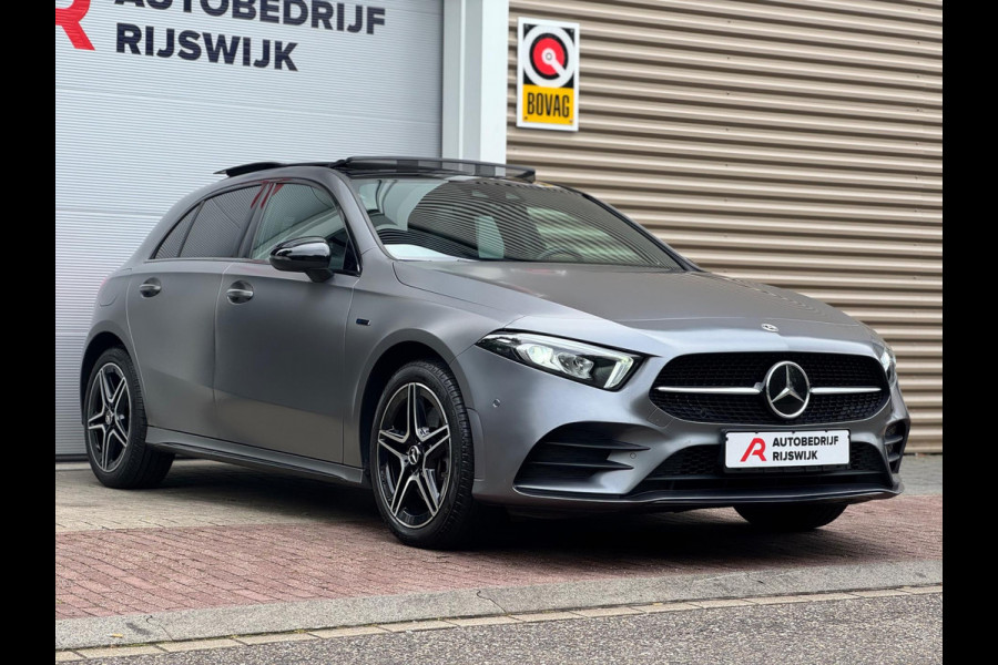 Mercedes-Benz A-Klasse 250 e Premium Magno Pano/Burmester/Camera