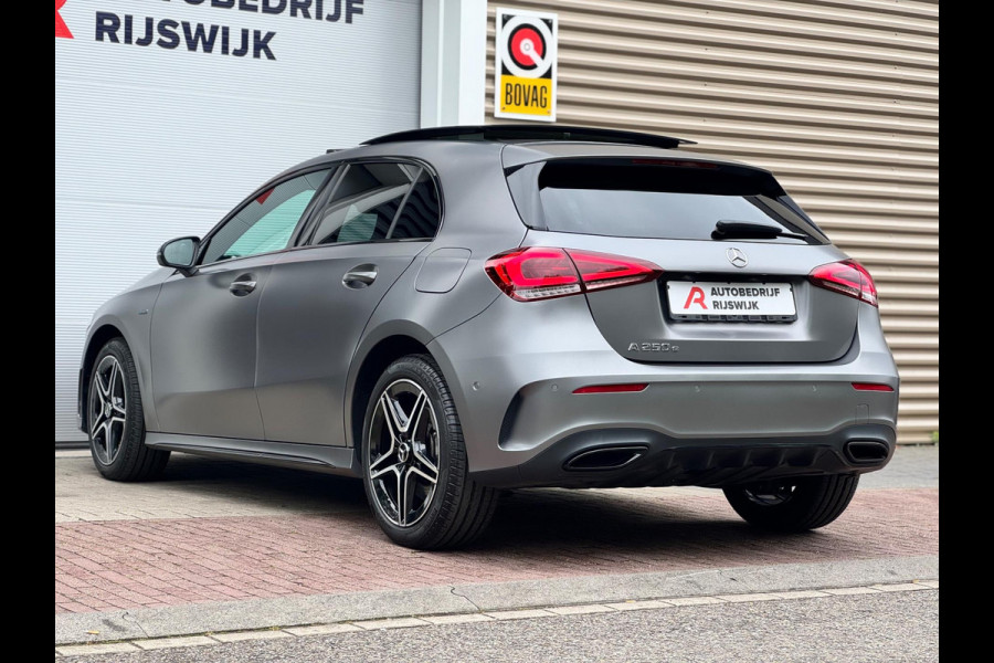 Mercedes-Benz A-Klasse 250 e Premium Magno Pano/Burmester/Camera