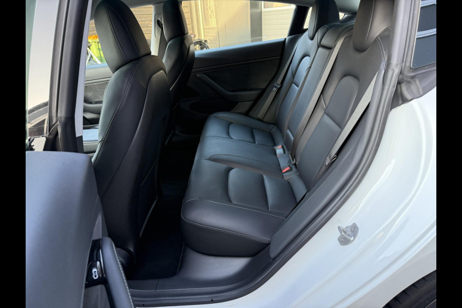 Tesla Model 3 Performance AWD 75 kWh Performance Dual Motor AWD 4D 360kW