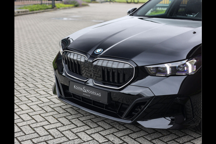 BMW 5 Serie 550e Touring xDrive *Direct beschikbaar*