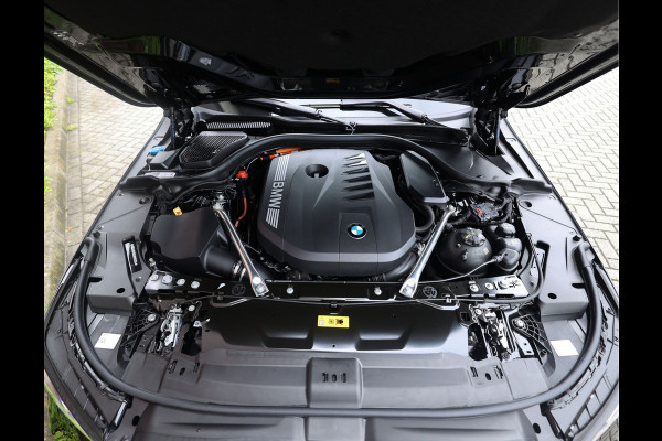 BMW 5 Serie 550e Touring xDrive *Direct beschikbaar*