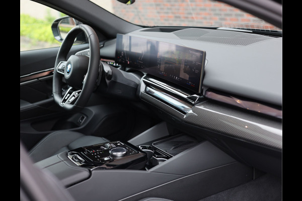 BMW 5 Serie 550e Touring xDrive *Direct beschikbaar*