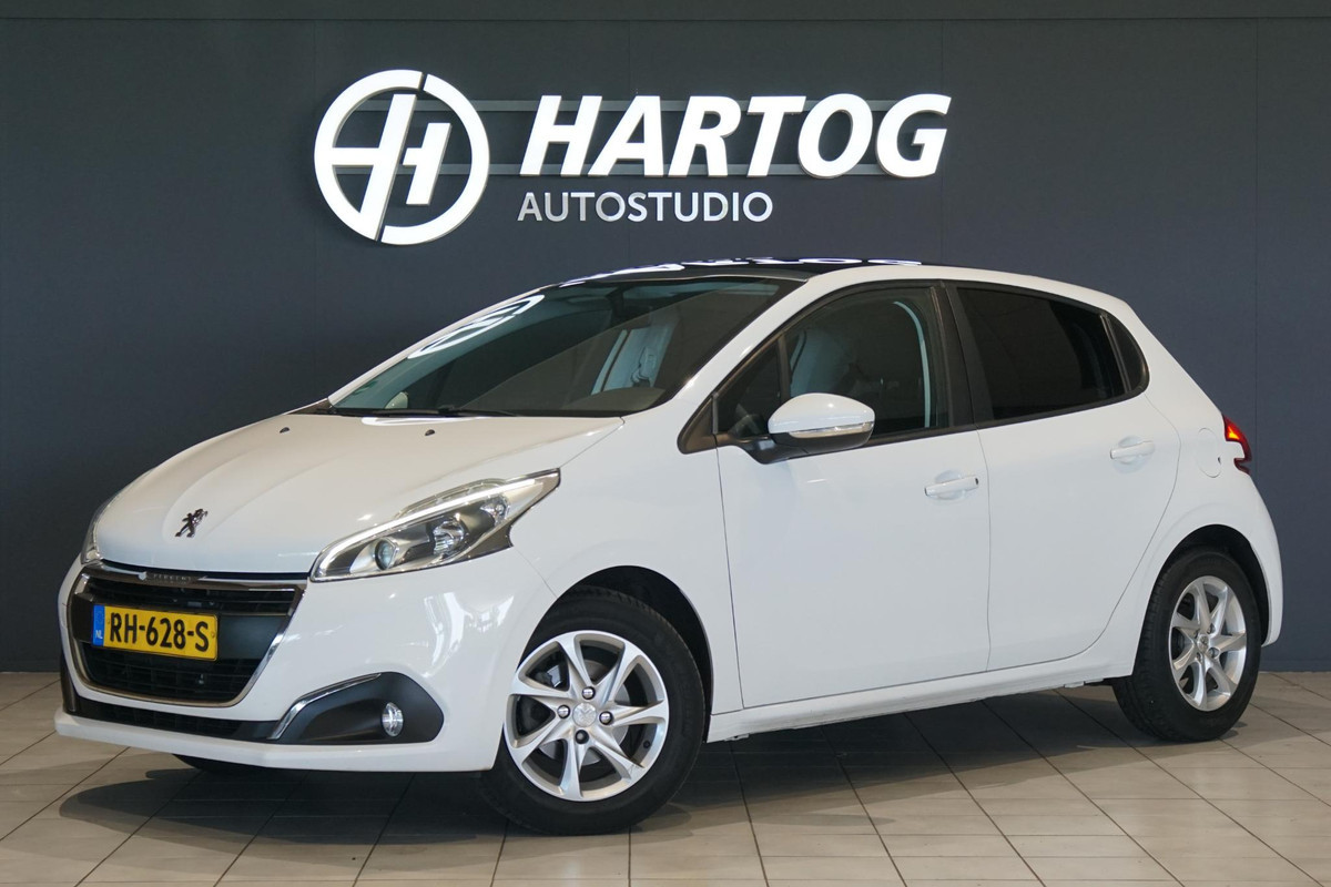 Peugeot 208 1.2 PureTech Allure + PANORAMA Peugeot 208 1.2 PureTech Allure + PANORAMA