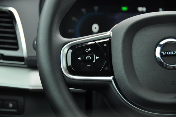 Volvo XC90 T8 455PK Automaat Recharge AWD Ultimate Dark HEICO / Luchtvering / Panoramisch schuif en kantel dak / Head-Up Display / Google Services / Adaptieve Cruise Control / Harman Kardon Audio/