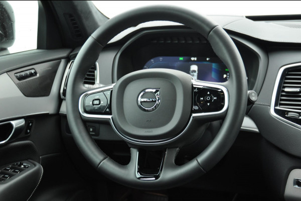 Volvo XC90 T8 455PK Automaat Recharge AWD Ultimate Dark HEICO / Luchtvering / Panoramisch schuif en kantel dak / Head-Up Display / Google Services / Adaptieve Cruise Control / Harman Kardon Audio/