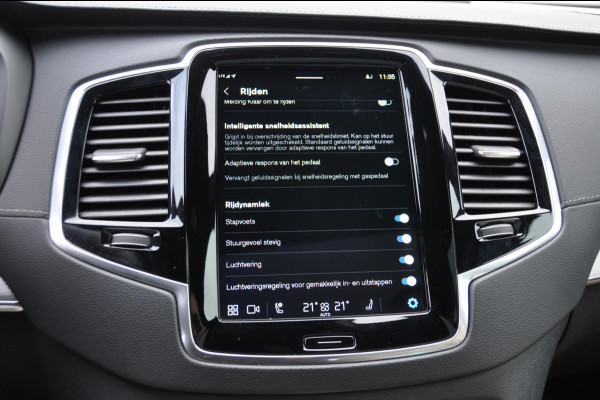 Volvo XC90 T8 455PK Automaat Recharge AWD Ultimate Dark HEICO / Luchtvering / Panoramisch schuif en kantel dak / Head-Up Display / Google Services / Adaptieve Cruise Control / Harman Kardon Audio/