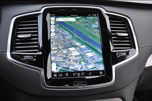Volvo XC90 T8 455PK Automaat Recharge AWD Ultimate Dark HEICO / Luchtvering / Panoramisch schuif en kantel dak / Head-Up Display / Google Services / Adaptieve Cruise Control / Harman Kardon Audio/