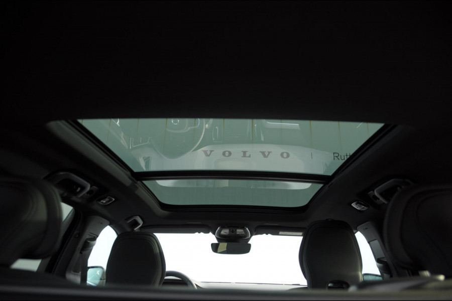 Volvo V60 T6 350PK Automaat Plug-in hybrid AWD Ultra Bright DEMO Roy Long range / Head-up display / Harman Kardon audio / Panoramadak / BLIS / Elektrisch bedienbare voorstoelen / Memory seats / Verwarmbare stoelen / Keyless entry /