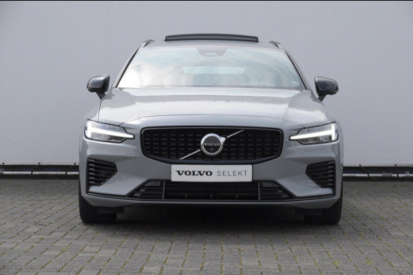 Volvo V60 T6 350PK Automaat Plus Dark / Adaptive cruise control / Elektrische stoelen / Harman Kardon audio / Trekhaak / Pilot assist / BLIS / Stoel en stuur verwarming / Elektrische achterklep / Parkeersensoren met 360 camera / Google infotainment