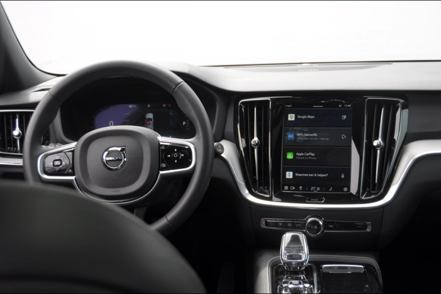 Volvo V60 T6 350PK Automaat Plus Dark / Adaptive cruise control / Elektrische stoelen / Harman Kardon audio / Trekhaak / Pilot assist / BLIS / Stoel en stuur verwarming / Elektrische achterklep / Parkeersensoren met 360 camera / Google infotainment