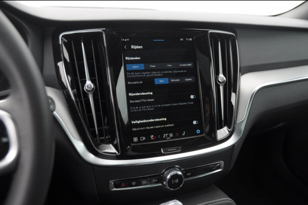 Volvo V60 T6 350PK Automaat Plus Dark / Adaptive cruise control / Elektrische stoelen / Harman Kardon audio / Trekhaak / Pilot assist / BLIS / Stoel en stuur verwarming / Elektrische achterklep / Parkeersensoren met 360 camera / Google infotainment