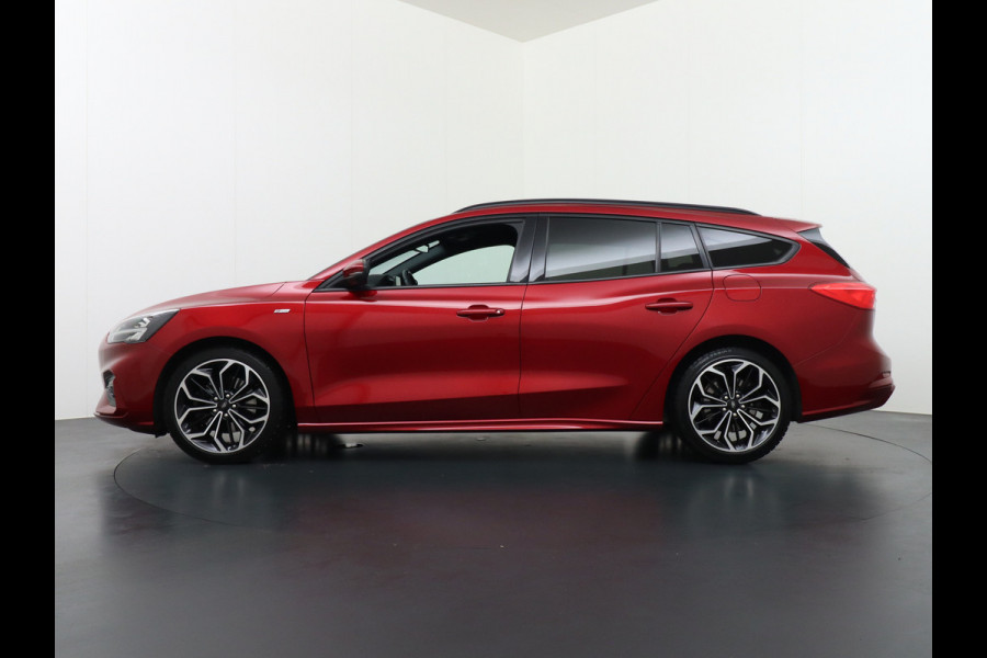 Ford FOCUS Wagon 1.0T 126PK ST Line 18" Navi Apple Carplay Android Auto Ecc Trekhaak Design Pack 2 Stuur+Stoel+Voorruit Verwarming Cruise Control EcoBoost Winter Pack Keyless Led Comfort Pack Lmv  Privacy Glas Licht-Regensensor Wifi Bluetooth Rijstrooksensor 1e Eigenaar 1.383KG