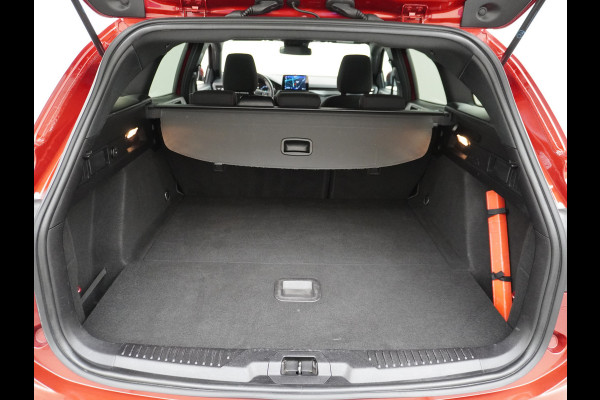 Ford FOCUS Wagon 1.0T 126PK ST Line 18" Navi Apple Carplay Android Auto Ecc Trekhaak Design Pack 2 Stuur+Stoel+Voorruit Verwarming Cruise Control EcoBoost Winter Pack Keyless Led Comfort Pack Lmv  Privacy Glas Licht-Regensensor Wifi Bluetooth Rijstrooksensor 1e Eigenaar 1.383KG
