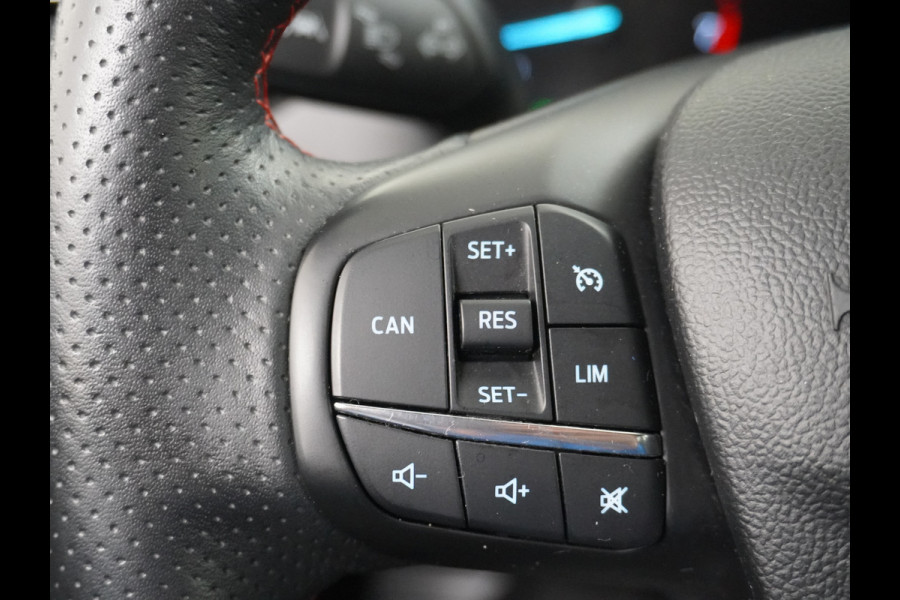 Ford FOCUS Wagon 1.0T 126PK ST Line 18" Navi Apple Carplay Android Auto Ecc Trekhaak Design Pack 2 Stuur+Stoel+Voorruit Verwarming Cruise Control EcoBoost Winter Pack Keyless Led Comfort Pack Lmv  Privacy Glas Licht-Regensensor Wifi Bluetooth Rijstrooksensor 1e Eigenaar 1.383KG