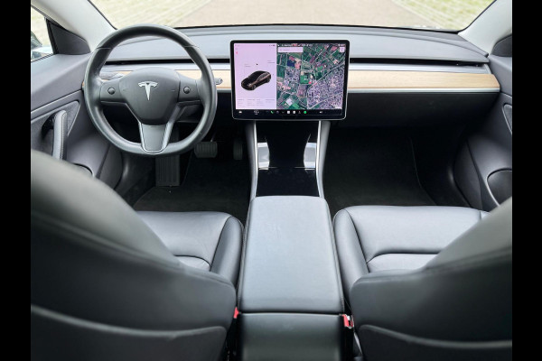 Tesla Model 3 Standard RWD Plus 60 kWh, panoramadak, leder, achteruitrijcamera, Nederlandse auto met nationale auto pas
