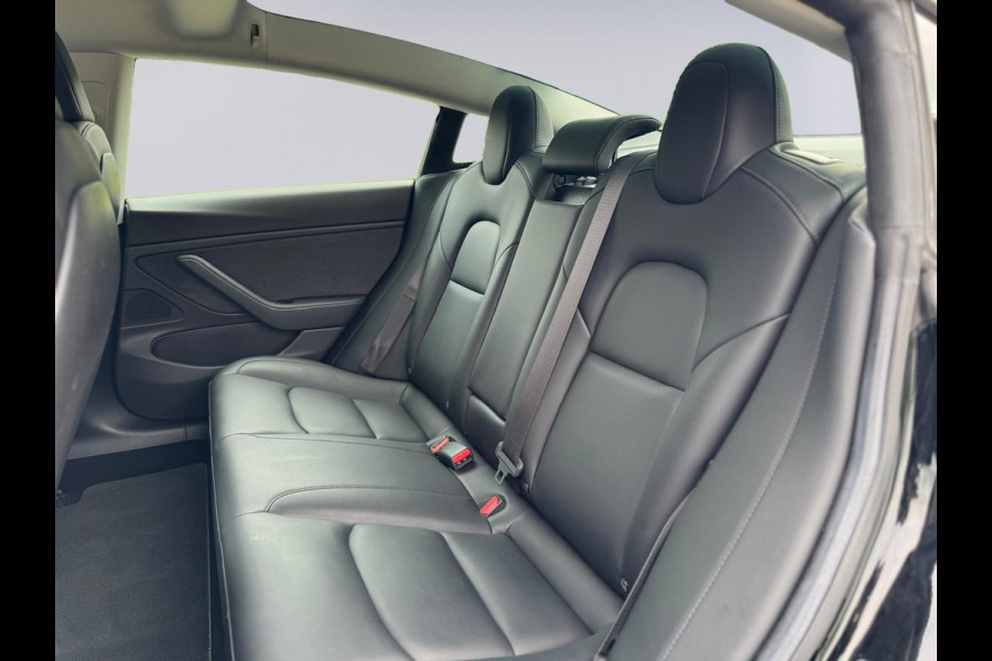 Tesla Model 3 Standard RWD Plus 60 kWh, panoramadak, leder, achteruitrijcamera, Nederlandse auto met nationale auto pas