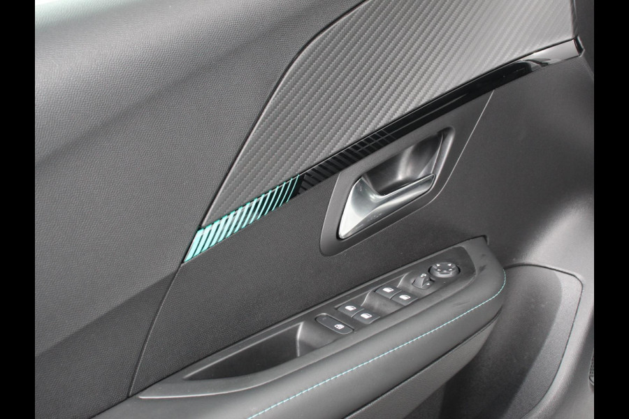 Peugeot 208 1.2 PureTech Allure Pack Achteruitrij camera Climate control LED Adaptieve cruise control Parkeersensor achter Verwarmde voorstoelen