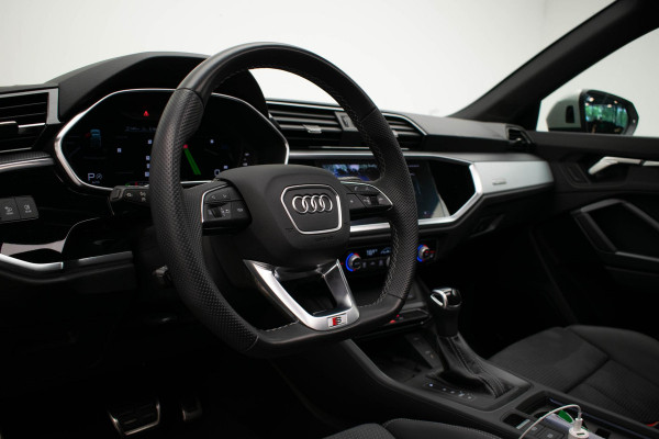 Audi Q3 Sportback 35 TFSI S Edition |Pano|3xS-Line|Sonos|Elek.Stoelen|Elek.Trekhaak|