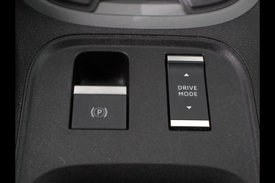Jeep Avenger Longitude 54 kWh Navigatie Apple Carplay/ Android Auto Parkeersensor achter Cruise Control Stoelverwarming Full LED Virtual Cockpit Climate Control