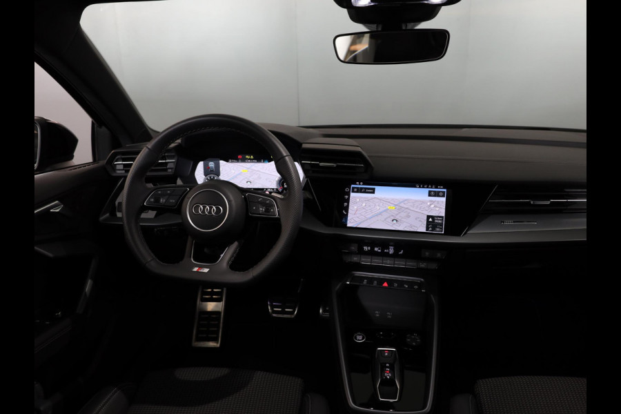 Audi A3 Sportback 30 TFSI S edition 115 PK Automaat | Verlengde garantie |  Navigatie | Park pakket | Zwart optiek | Privacy glas |