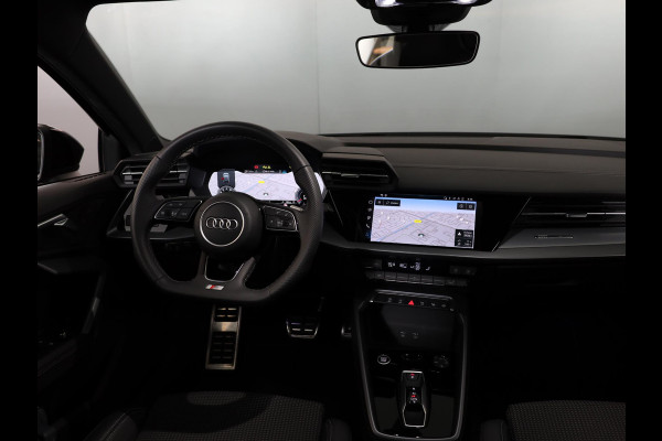Audi A3 Sportback 30 TFSI S edition 115 PK Automaat | Verlengde garantie |  Navigatie | Park pakket | Zwart optiek | Privacy glas |