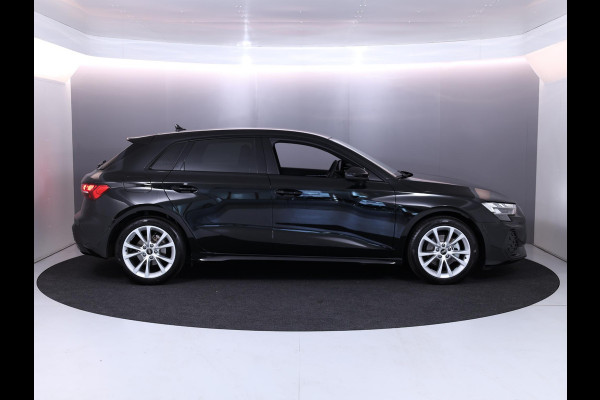 Audi A3 Sportback 30 TFSI S edition 115 PK Automaat | Verlengde garantie |  Navigatie | Park pakket | Zwart optiek | Privacy glas |