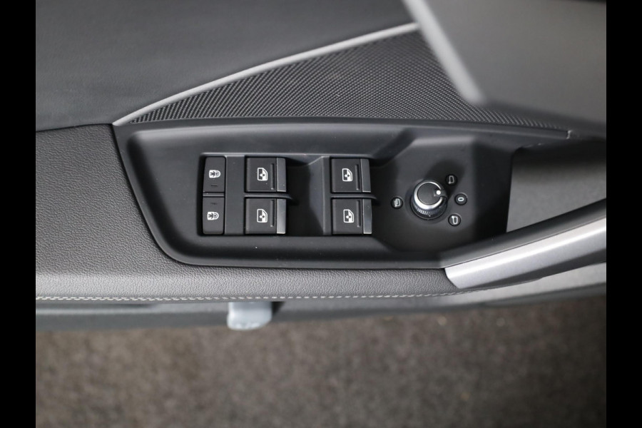 Audi A3 Sportback 30 TFSI S edition 115 PK Automaat | Verlengde garantie |  Navigatie | Park pakket | Zwart optiek | Privacy glas |
