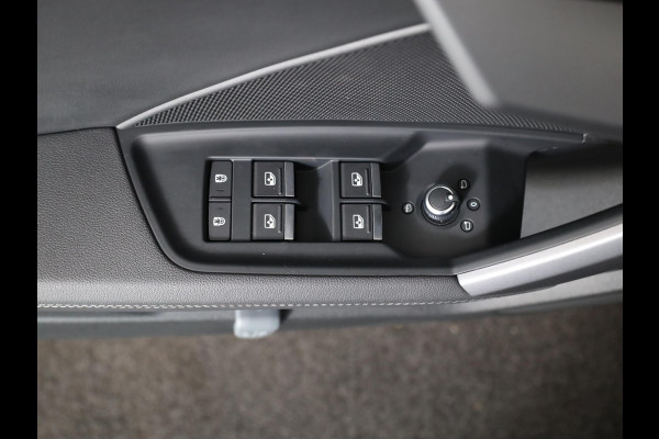 Audi A3 Sportback 30 TFSI S edition 115 PK Automaat | Verlengde garantie |  Navigatie | Park pakket | Zwart optiek | Privacy glas |