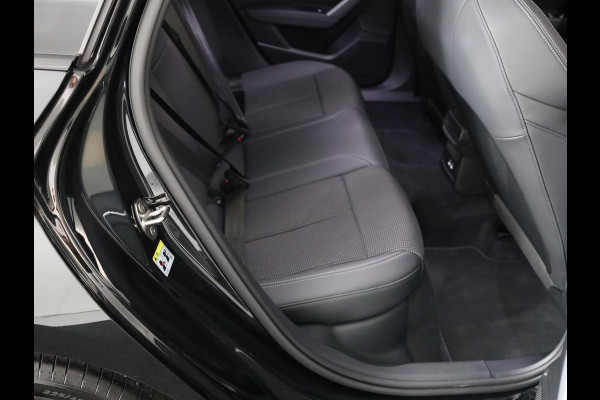 Audi A3 Sportback 30 TFSI S edition 115 PK Automaat | Verlengde garantie |  Navigatie | Park pakket | Zwart optiek | Privacy glas |