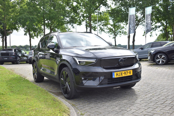 Volvo EX40 Single Motor Extended Range Plus Black Ed. 82 kWh | H&K | Blis | ACC | Stuurverwarming | 20" LMV | 360 camera | Getint glas | Apple carplay