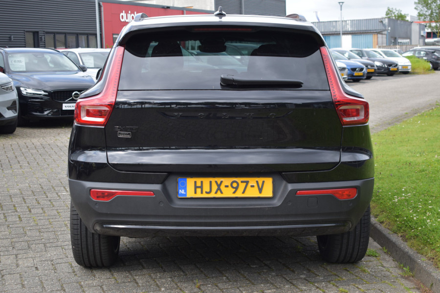 Volvo EX40 Single Motor Extended Range Plus Black Ed. 82 kWh | H&K | Blis | ACC | Stuurverwarming | 20" LMV | 360 camera | Getint glas | Apple carplay
