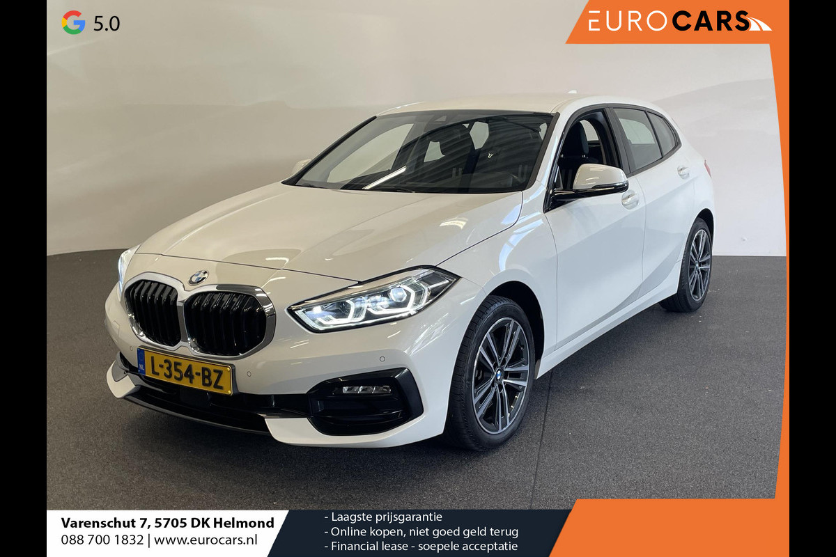 BMW 1-serie 118i Business Edition Plus Climate control Naviatie Cruise control LED Parkeersensor achter Appel Carplay/ Android Auto