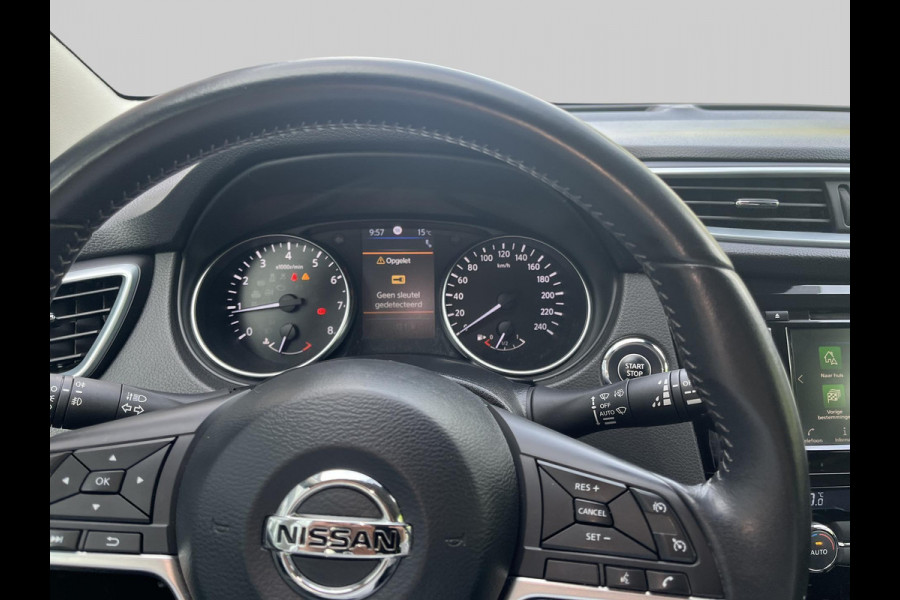 Nissan QASHQAI 1.3 DIG-T Tekna halfleder | panoramadak | stoelverwarming |