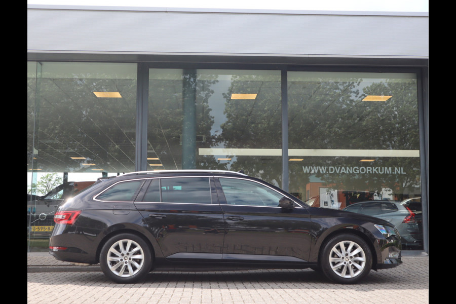 Škoda Superb Combi 1.5 TSI ACT Style Business / Panoramadak / 9.000 KM!