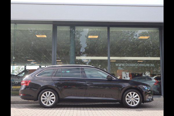 Škoda Superb Combi 1.5 TSI ACT Style Business / Panoramadak / 9.000 KM!