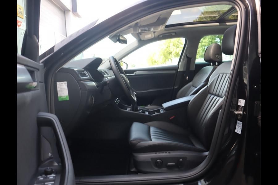 Škoda Superb Combi 1.5 TSI ACT Style Business / Panoramadak / 9.000 KM!
