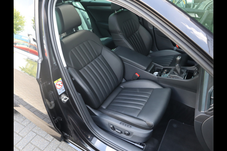 Škoda Superb Combi 1.5 TSI ACT Style Business / Panoramadak / 9.000 KM!