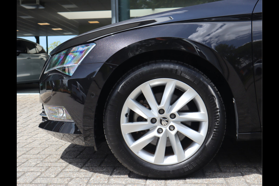 Škoda Superb Combi 1.5 TSI ACT Style Business / Panoramadak / 9.000 KM!