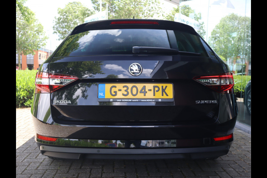 Škoda Superb Combi 1.5 TSI ACT Style Business / Panoramadak / 9.000 KM!