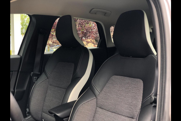 Renault Captur 1.3 TCe 140 Intens | Navi, Camera, Stoelverw., Climate, Cruise, Half leder, Afn. Trekhaak,