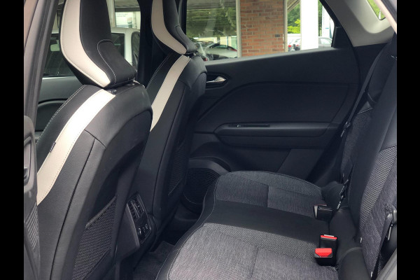 Renault Captur 1.3 TCe 140 Intens | Navi, Camera, Stoelverw., Climate, Cruise, Half leder, Afn. Trekhaak,