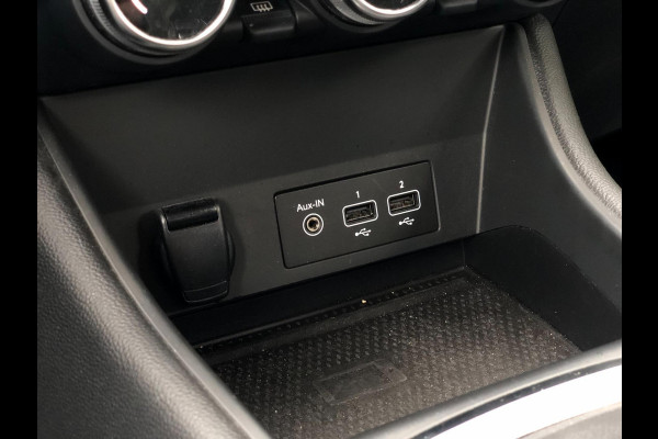 Renault Captur 1.3 TCe 140 Intens | Navi, Camera, Stoelverw., Climate, Cruise, Half leder, Afn. Trekhaak,