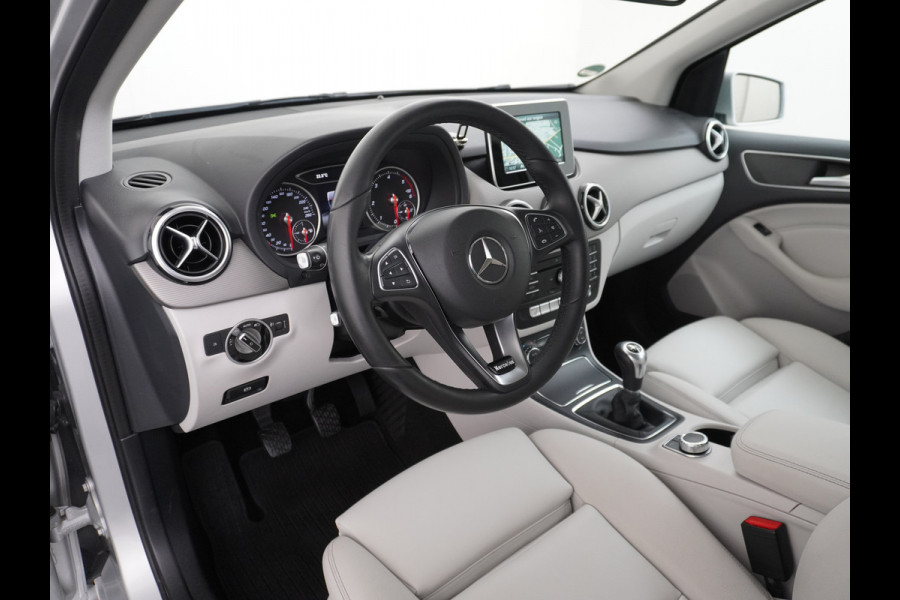 Mercedes-Benz B-Klasse 180CDI Leer Navi Camera Ecc Sport-Comfort-Stoelen+Verwarmd Cruise Control Ambition Collission prev asst Bluetooth Keyless Licht en Zicht pakket Alarmoproepsysteem knie-airbag BlueEFFICIENCY Euro 6
