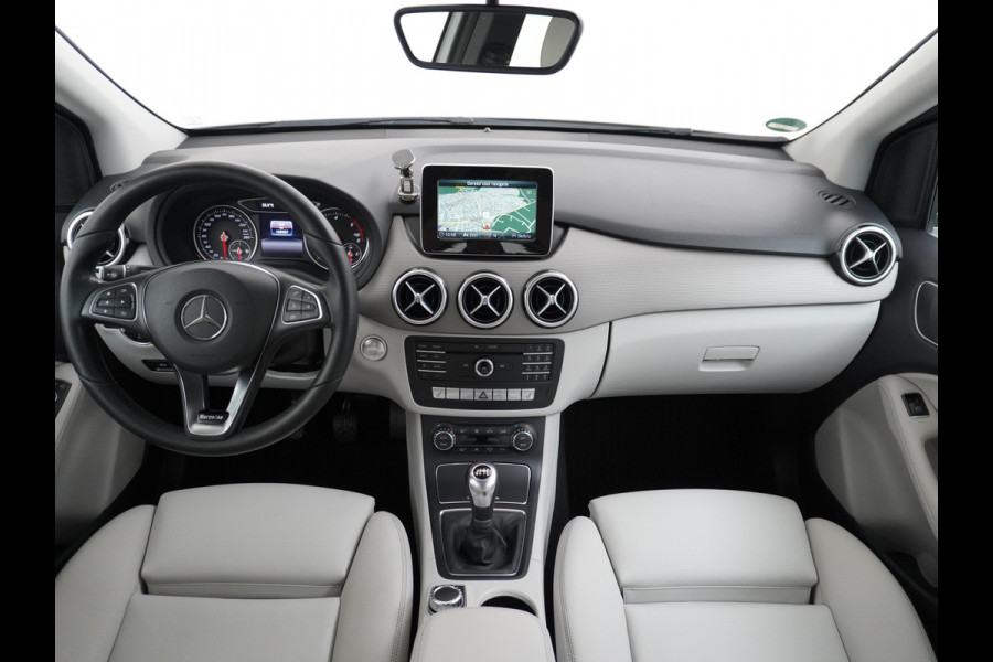 Mercedes-Benz B-Klasse 180CDI Leer Navi Camera Ecc Sport-Comfort-Stoelen+Verwarmd Cruise Control Ambition Collission prev asst Bluetooth Keyless Licht en Zicht pakket Alarmoproepsysteem knie-airbag BlueEFFICIENCY Euro 6