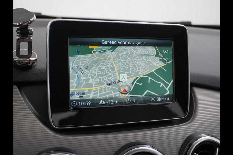 Mercedes-Benz B-Klasse 180CDI Leer Navi Camera Ecc Sport-Comfort-Stoelen+Verwarmd Cruise Control Ambition Collission prev asst Bluetooth Keyless Licht en Zicht pakket Alarmoproepsysteem knie-airbag BlueEFFICIENCY Euro 6