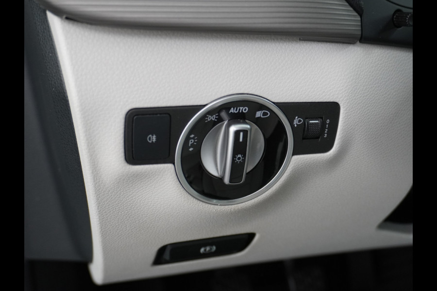 Mercedes-Benz B-Klasse 180CDI Leer Navi Camera Ecc Sport-Comfort-Stoelen+Verwarmd Cruise Control Ambition Collission prev asst Bluetooth Keyless Licht en Zicht pakket Alarmoproepsysteem knie-airbag BlueEFFICIENCY Euro 6