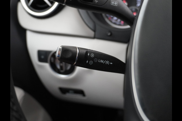 Mercedes-Benz B-Klasse 180CDI Leer Navi Camera Ecc Sport-Comfort-Stoelen+Verwarmd Cruise Control Ambition Collission prev asst Bluetooth Keyless Licht en Zicht pakket Alarmoproepsysteem knie-airbag BlueEFFICIENCY Euro 6
