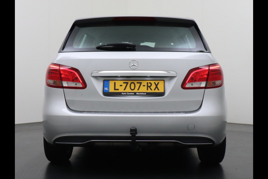 Mercedes-Benz B-Klasse 180CDI Leer Navi Camera Ecc Sport-Comfort-Stoelen+Verwarmd Cruise Control Ambition Collission prev asst Bluetooth Keyless Licht en Zicht pakket Alarmoproepsysteem knie-airbag BlueEFFICIENCY Euro 6