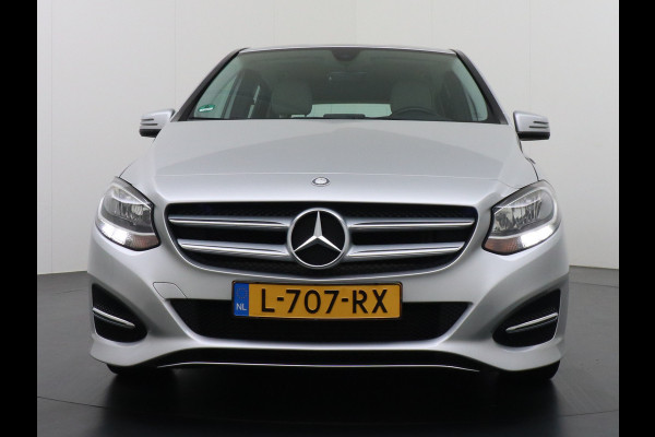 Mercedes-Benz B-Klasse 180CDI Leer Navi Camera Ecc Sport-Comfort-Stoelen+Verwarmd Cruise Control Ambition Collission prev asst Bluetooth Keyless Licht en Zicht pakket Alarmoproepsysteem knie-airbag BlueEFFICIENCY Euro 6