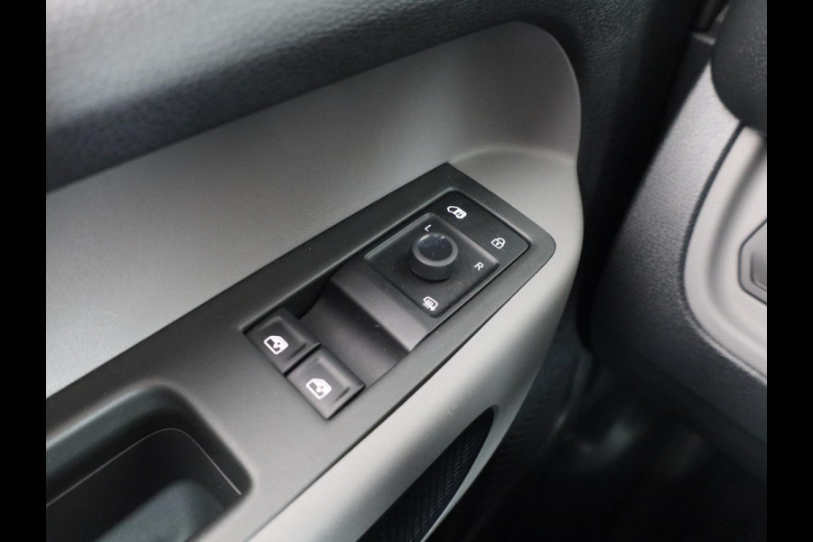 Volkswagen ID. Buzz Cargo Intro 1 Elektromotor 204 pk NAVIGATIE | TREKHAAK